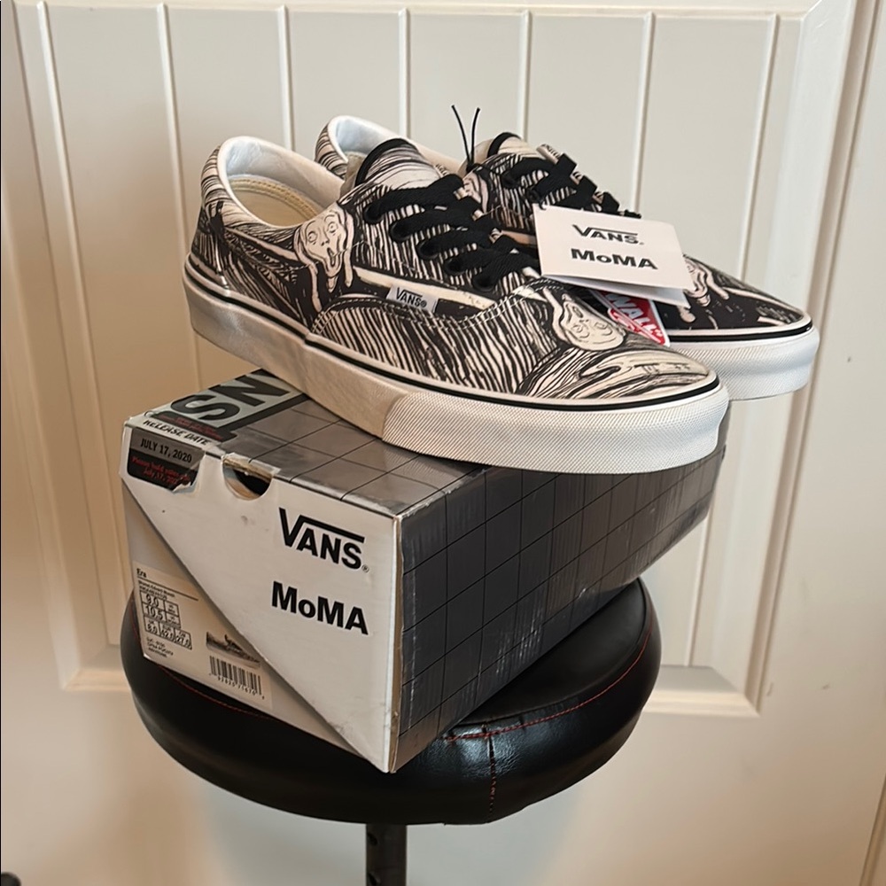 Vans X MoMA Era Sz 9